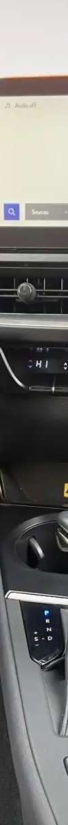 2023 Lexus UX 250h Premium thumbnail 10