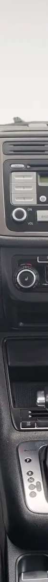 2010 VOLKSWAGEN Tiguan 4-Motion thumbnail 9